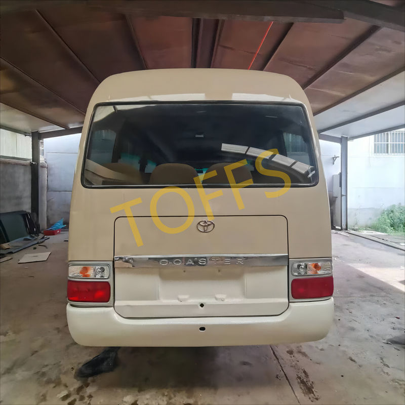 Minibus Toyota Coaster de uso medio 4x4 30 asientos para transporte urbano