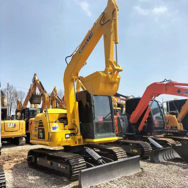 Excavadora Komatsu de segunda mano PC70 Excavadora mini de tipo pequeño de 7 toneladas usada