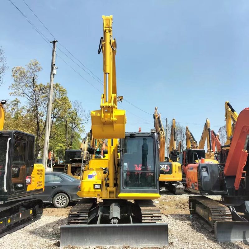Excavadora Komatsu de segunda mano PC70 Excavadora mini de tipo pequeño de 7 toneladas usada