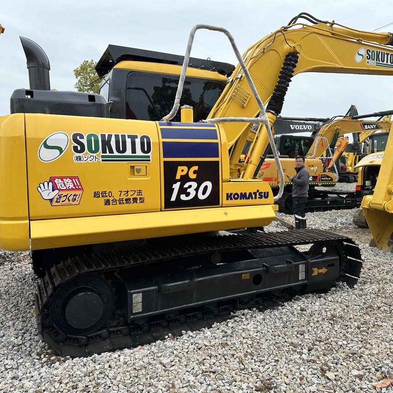 La excavadora Komatsu PC130 de Sencondhand es una excavadora de 13 toneladas de tamaño pequeño.
