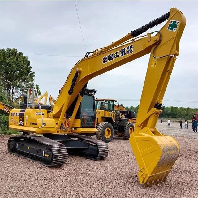 Excavadora Komatsu de segunda mano PC200-8 Excavadora de tipo medio de 20 toneladas usada