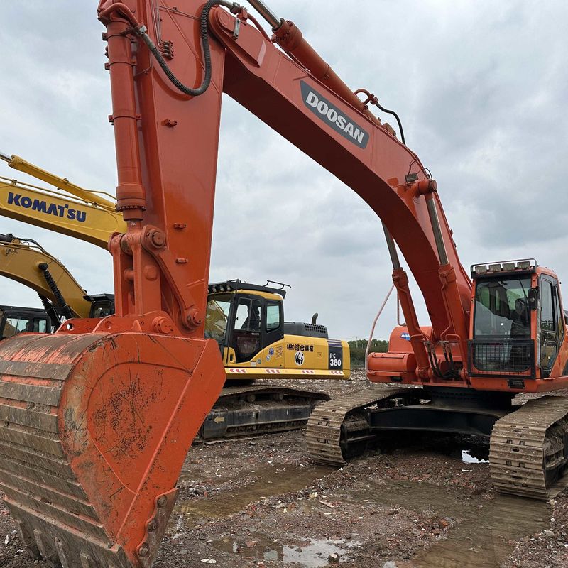 Excavadora Doosan Digger DH420LC-7 de segunda mano de 42 toneladas