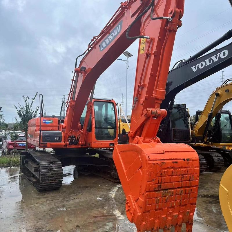 Excavadora Doosan Digger DX225LC de segunda mano de 22.5 toneladas de tipo medio