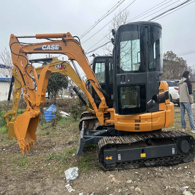 Mini CASE CX55B Excavadora de segunda mano Hidráulica 5 toneladas 12000 libras 30.2kw tanque de combustible 53L