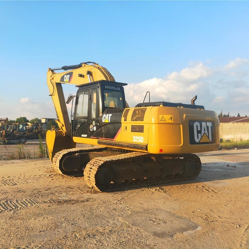 Excavadora usada de 25 toneladas CAT 325D Excavadora de rastreo 140kw 1,4m3 Capacidad de cubo