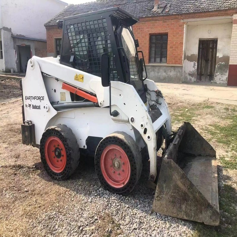 Mini Bob S16 Cargador de dirección de patinaje usado Equipo de jardinería 36.4KW 10.5km/h
