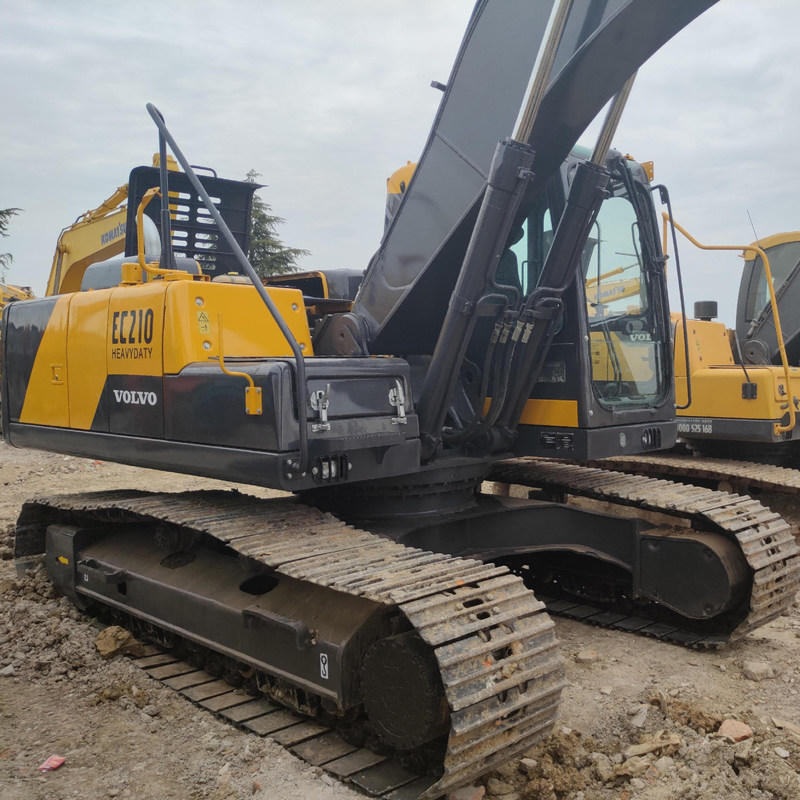 Excavadora original usada VOL EC210B 20 toneladas Excavadora de rastreo 107kwn con cubo de 1,25m3