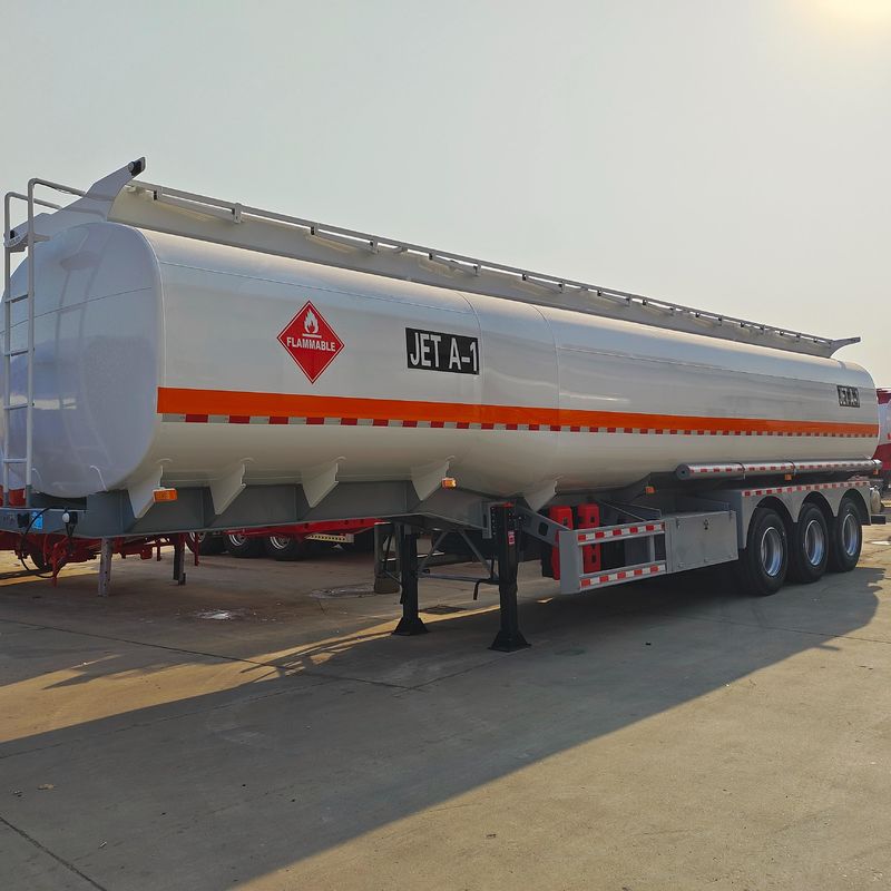 3 Ejes Semirremolque camión cisterna antiguo para el transporte de combustible de petróleo 10000L