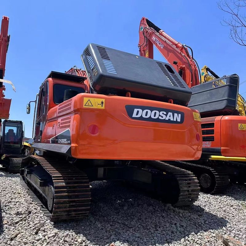Excavadora Doosan Digger DX225 de segunda mano de tipo medio de 22.5 toneladas