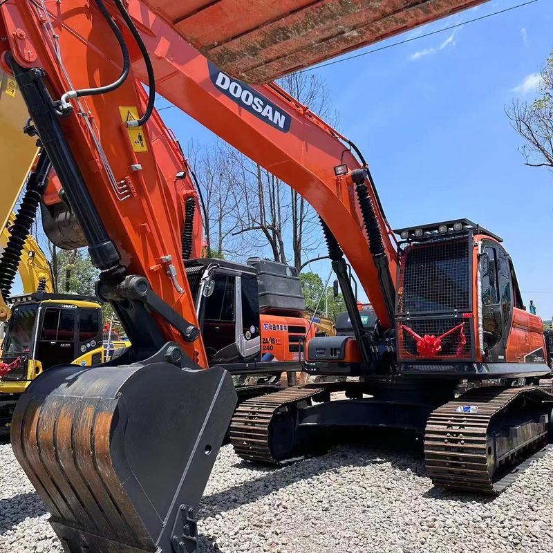 Excavadora Doosan Digger DX225 de segunda mano de tipo medio de 22.5 toneladas