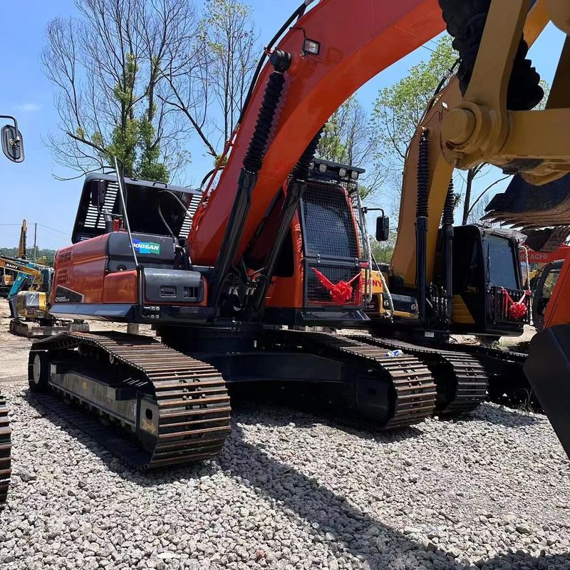 Excavadora Doosan Digger DX225 de segunda mano de tipo medio de 22.5 toneladas