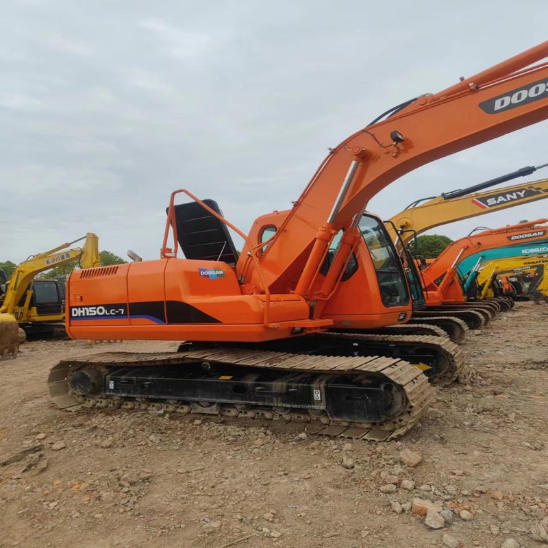 Excavadora de cadenas Doosan Digger DX150LC de segunda mano de tipo medio de 15 toneladas usada 74kw