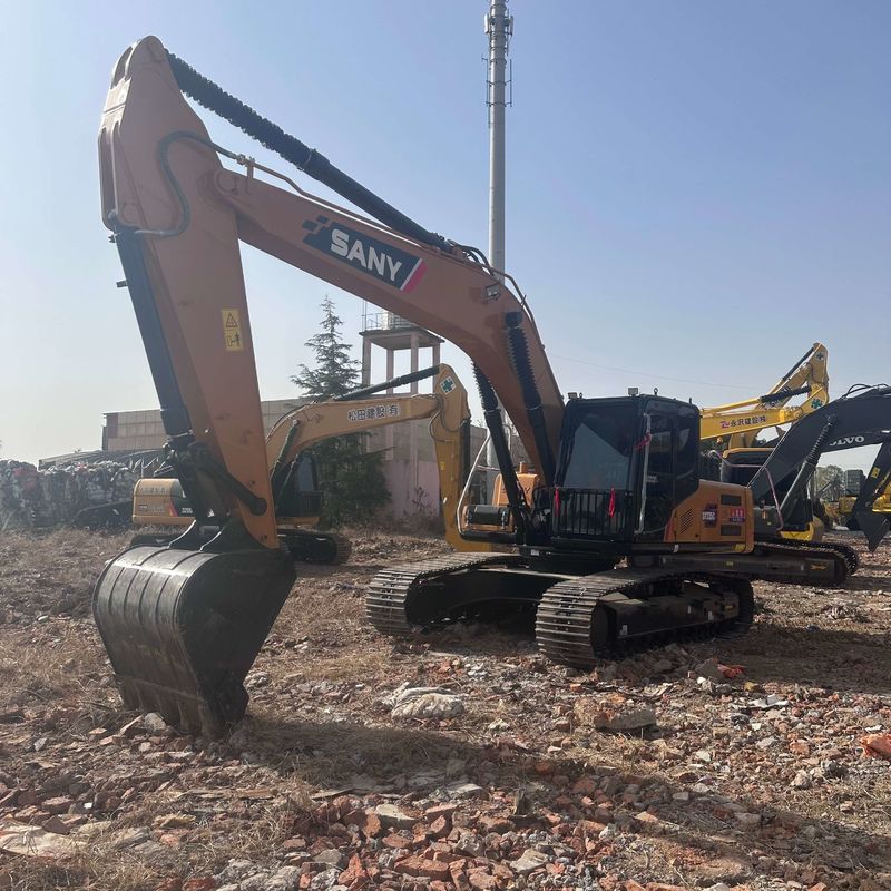 Usado SANY Digger SY235C de segunda mano 23.5 en una excavadora de tipo medio
