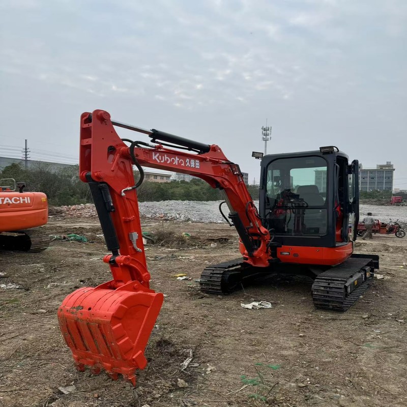 Excavadora de segunda mano Kubota U35 Usada de 3,5 toneladas Excavadora de tipo pequeño Mini Crawler 18.5kw