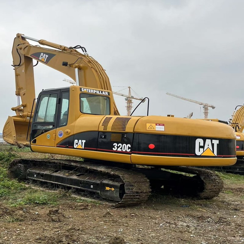 Excavadora usada CAT 320C excavadora sobre orugas de segunda mano de 20 toneladas 110kw con cucharón de 0,8 m3