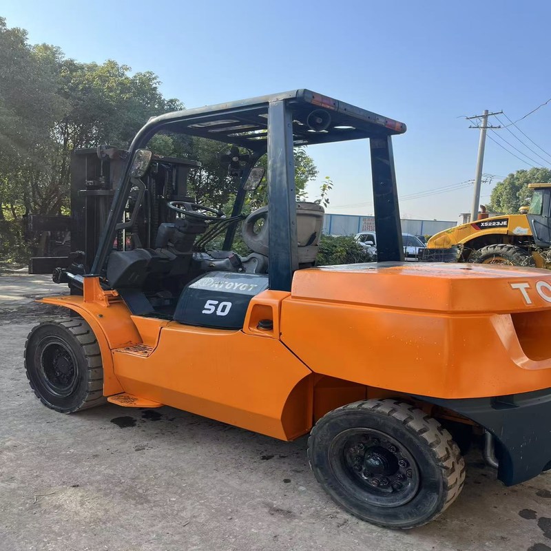 FD50 Toyota de segunda mano distribuidor de carretillas elevadoras diésel 5 toneladas altura máxima de elevación 4,5 m