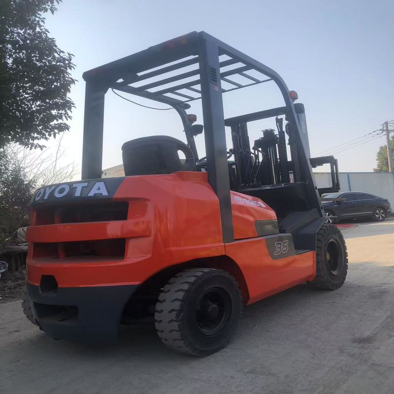 Toyota usó una carretilla elevadora de 3.5 toneladas 3.5 mástil con cambio lateral