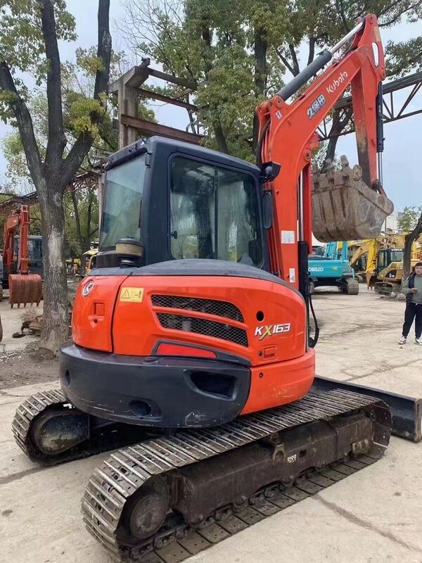 Excavadora mini de tipo pequeño de 5,5 toneladas de segunda mano KX163