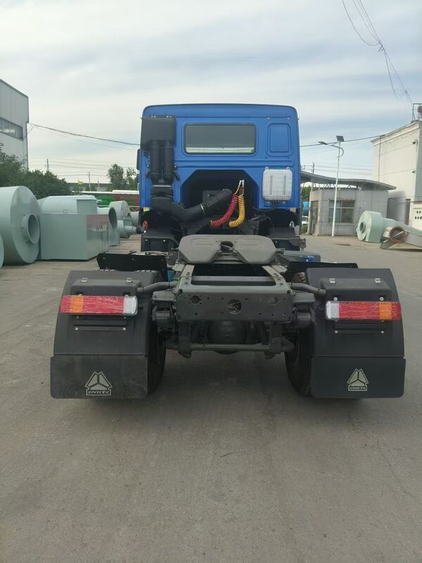 High Speed Diesel Used Tractor Truck 4*2 Sinotruk Howo 371hp 375hp manual diesel